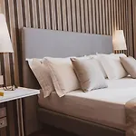 Hotel Callistos & 4*