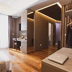 Callistos & Hotel