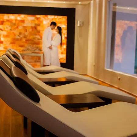 Callistos & Ξενοδοχείο