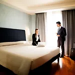 Hotel Callistos &