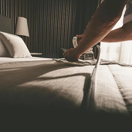 Callistos & 特里卡塞