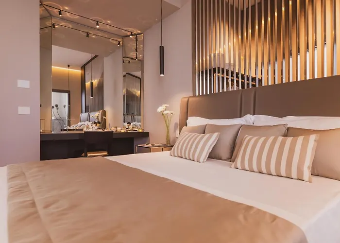 Hotel Callistos & 4*