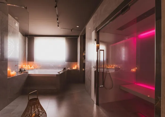 Hotel Callistos & 4*