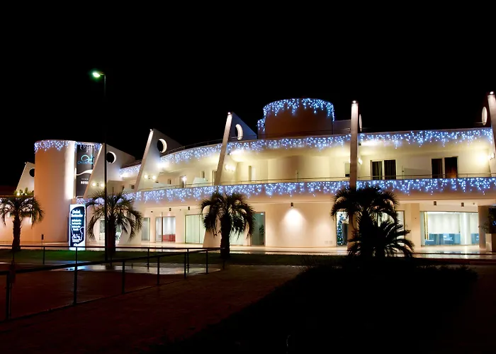 Hotel Callistos & 4*
