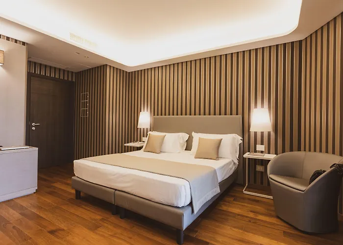 Hotel Callistos & 4*